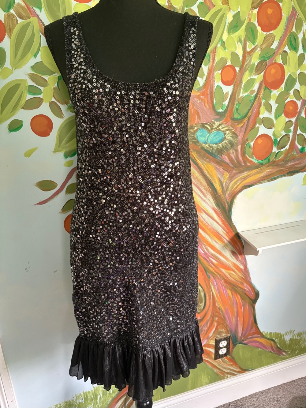 Black Sequined Sleeveless Bodycon Dress with Ruffle Hem, size M, Mermaidcore